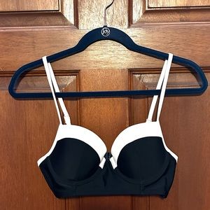Old Navy black and white swimsuit top